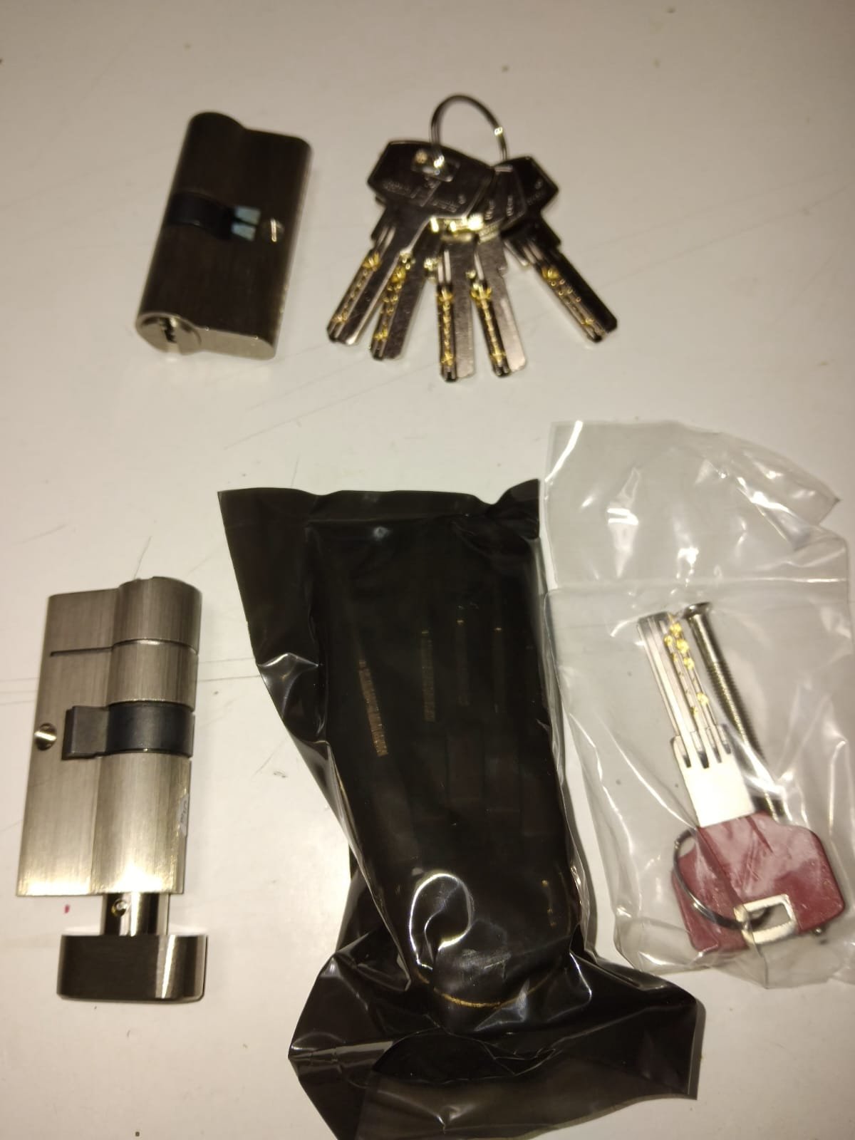 Cerraduras y llaves de motos residencial Oriente Antioquia - Cerrajería El Mágico